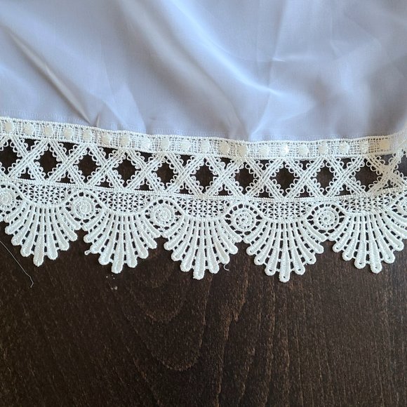 Vintage curtain with lace. - Picture 3 of 12